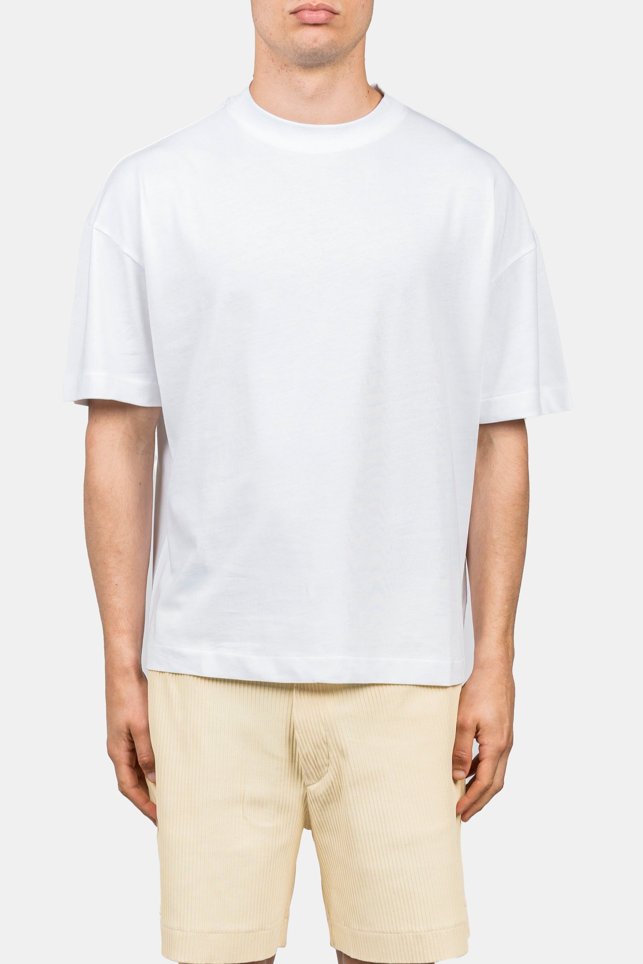 INIMIGO_MEXICAN_GARDEN_OVERSIZED_WHITE_T-SHIRT_FRONT